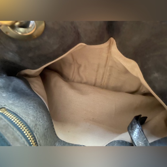 Authentic CHLOE Silver/ gray  Leather Heloise bag .In Excellent used condition. - Picture 10 of 12